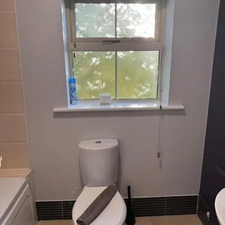 Дом отдыха Unique 3bedrooms Near & Airport Дублин