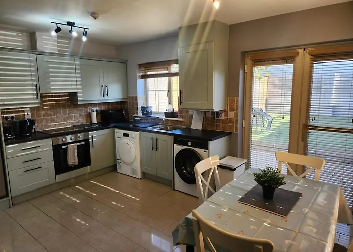 Unique 3bedrooms Near & Airport Дублин