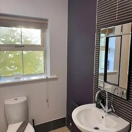 Unique 3bedrooms Near & Airport Dom wakacyjny *